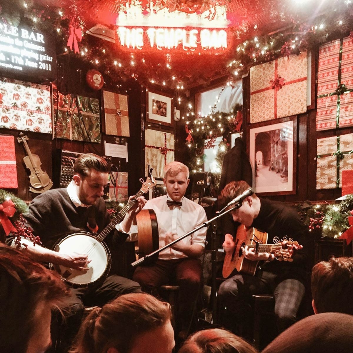 musica en pub de irlanda