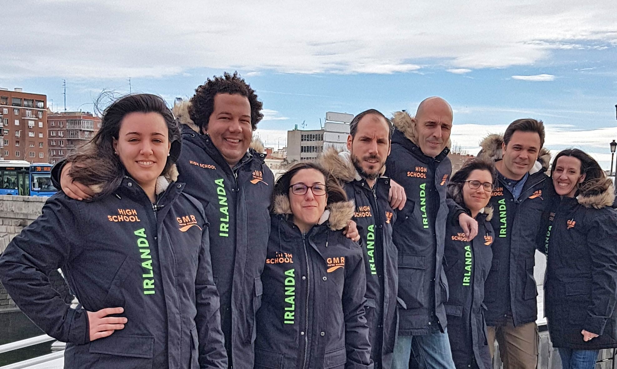 Equipo de GMR curso escolar en Irlanda en 2018 en oficina de Madrid