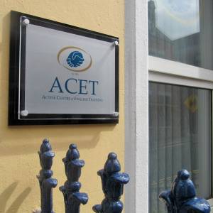 Active Centre of English Training - academia de adultos