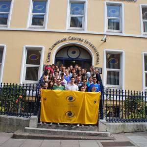 Active Centre of English Training - academia de adultos