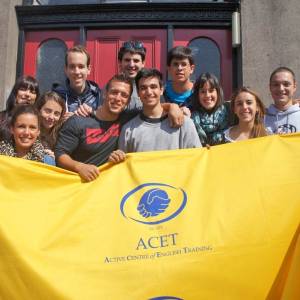 Active Centre of English Training - academia de adultos