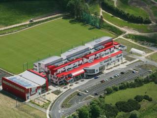 Colegios de Irlanda - Scoil na Tríonóide Naofa - Doon