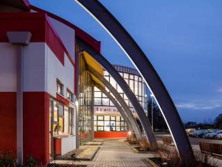 Colegios de Irlanda - Scoil na Tríonóide Naofa - Doon