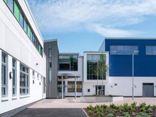 Colegios de Irlanda - Comeragh College - Carrick-on-Suir