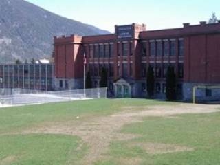 Colegio de Canada Trafalgar Middle School
