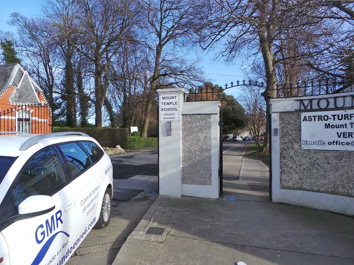 School Information Mount Temple Comprehensive School Dublin Colegio 