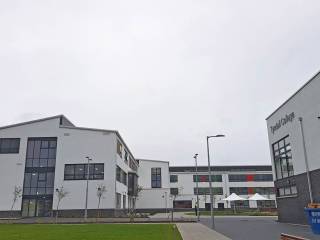 Tyndall College - colegio mixto de Carlow