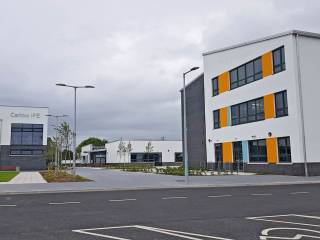 Tyndall College - colegio mixto de Carlow